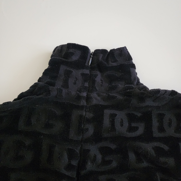 Dolce & Gabbana debossed-logo pattern cropped top - Picture 13 of 13